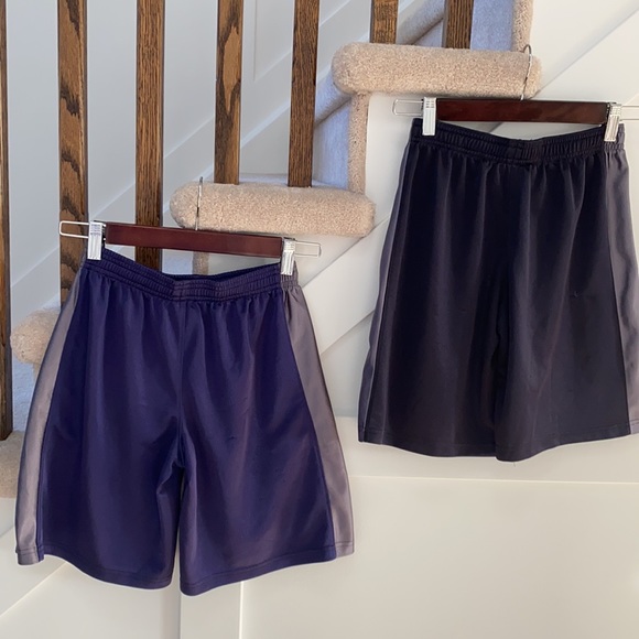 Lot of 2 Under Armour UA athletic shorts  boys size M - Picture 2 of 5